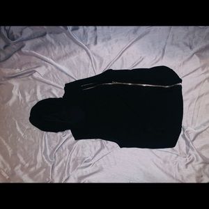 Black hooded vest